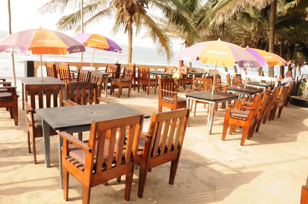 Leybato Beach Hotel Fajara Екстериор снимка