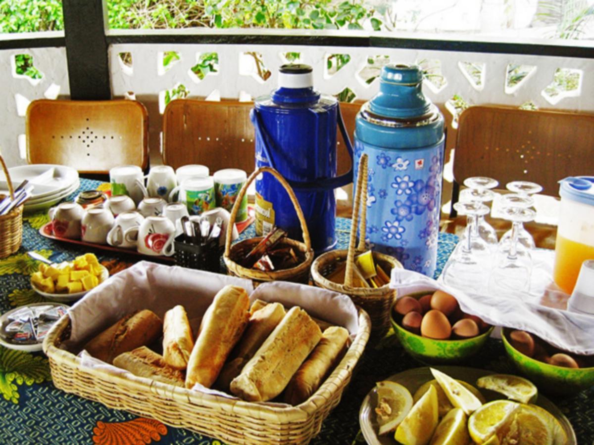 Leybato Beach Hotel Fajara Екстериор снимка